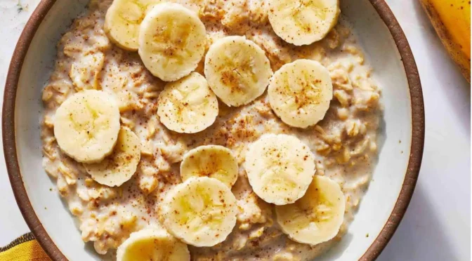 Oatmeal Pisang dan Kacang Almond: Sarapan Sehat